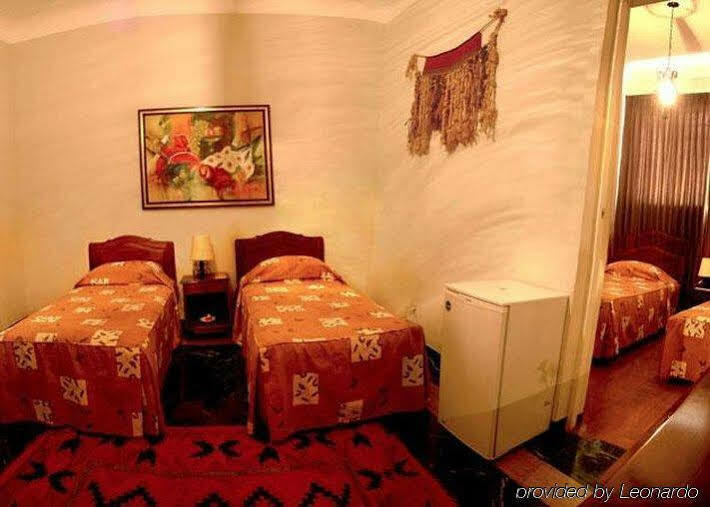 Hotel Majoro Наска Екстериор снимка
